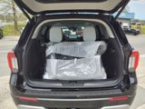 New 2025 Ford Explorer Platinum image 4