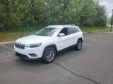 Used 2019 Jeep Cherokee Latitude Plus w/ Comfort/Convenience Group image 4