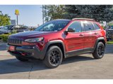 Used 2019 Jeep Cherokee Trailhawk image 4