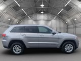 Used 2018 Jeep Grand Cherokee Laredo image 4