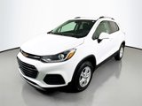 Used 2022 Chevrolet Trax LT w/ LT Convenience Package image 3