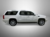 Used 2011 Cadillac Escalade ESV Luxury image 4