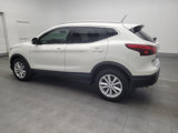 Used 2018 Nissan Rogue Sport SV image 3