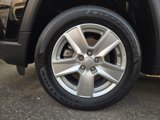 Used 2022 Jeep Compass Latitude image 3
