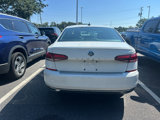 Used 2022 Volkswagen Passat 2.0T SE image 3