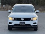 Used 2019 Volkswagen Tiguan SE image 2