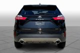 Used 2022 Ford Edge Titanium image 4