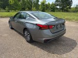 Used 2023 Nissan Altima 2.5 SV image 4