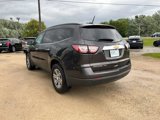 Used 2017 Chevrolet Traverse LT image 3