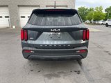 Used 2022 Kia Sorento LX image 4