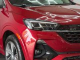 Used 2021 Buick Encore GX Essence image 4