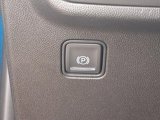 Used 2022 GMC Terrain SLT w/ Tech Package image 6