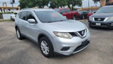 Used 2015 Nissan Rogue SV image 2