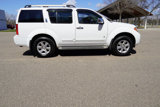 Used 2008 Nissan Pathfinder SE image 4