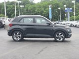 Used 2023 Hyundai Venue SEL image 3