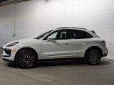 Certified 2025 Porsche Macan image 2
