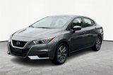 Used 2020 Nissan Versa SV image 3