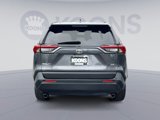 Used 2021 Toyota RAV4 LE image 5