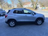 Used 2019 Chevrolet Trax LT w/ LT Convenience Package image 6