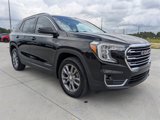 Used 2023 GMC Terrain SLT w/ Infotainment Package II image 2