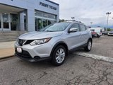 Used 2018 Nissan Rogue Sport SV image 2