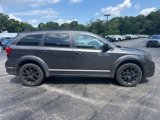 Used 2017 Dodge Journey SXT w/ Blacktop Package image 2