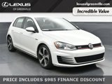 Used 2017 Volkswagen Golf S image 2