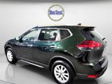 Used 2018 Nissan Rogue SV image 5