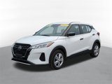 Used 2022 Nissan Kicks S image 5