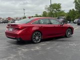 Used 2019 Toyota Avalon Limited image 3