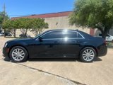 Used 2017 Chrysler 300 Limited image 4