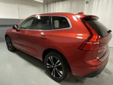 Used 2020 Volvo XC60 T6 Momentum image 2
