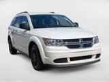 Used 2019 Dodge Journey SE image 3