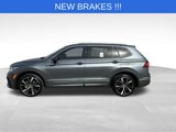 Used 2022 Volkswagen Tiguan SEL R-Line image 2