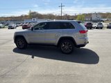 Used 2015 Jeep Grand Cherokee Limited w/ Luxury Group II image 2