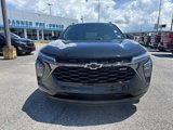 Used 2025 Chevrolet Trax RS w/ Sunroof Package image 2