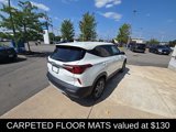 Used 2022 Kia Seltos LX image 4