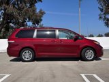 Used 2014 Toyota Sienna XLE image 2