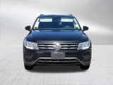 Used 2021 Volkswagen Tiguan SE w/ Panoramic Sunroof Package image 2