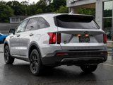 Used 2021 Kia Sorento S image 4