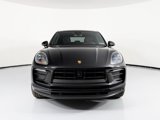 Certified 2024 Porsche Macan image 2
