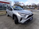 Used 2021 Toyota RAV4 LE image 3
