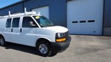 Used 2018 Chevrolet Express 2500 image 2