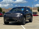 Used 2017 Jeep Grand Cherokee Overland image 3