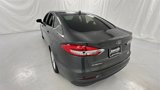 Used 2019 Ford Fusion SE image 5