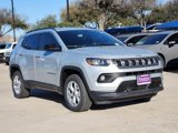 New 2025 Jeep Compass Latitude image 2