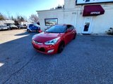 Used 2012 Hyundai Veloster w/ Style Pkg image 3