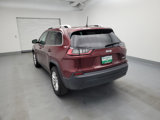 Used 2019 Jeep Cherokee Latitude w/ Cold Weather Group image 5