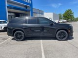 New 2025 Chevrolet Traverse LT w/ Midnight/Sport Edition image 2