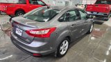 Used 2013 Ford Focus SE w/ SE Winter Pkg image 4